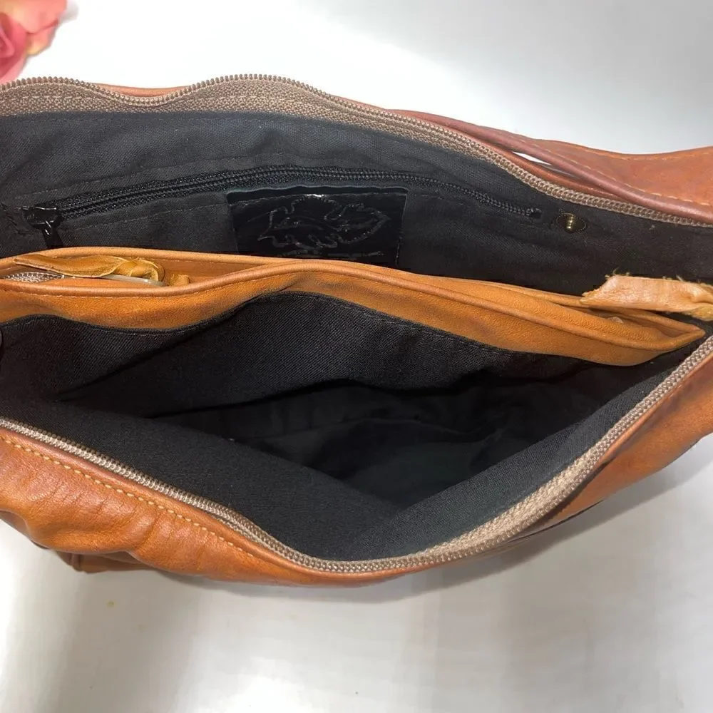 Vintage Forest Leather Shoulder Bag Camel Medium